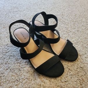 NWOT Torrid Strappy Elastic Sandals sz 10